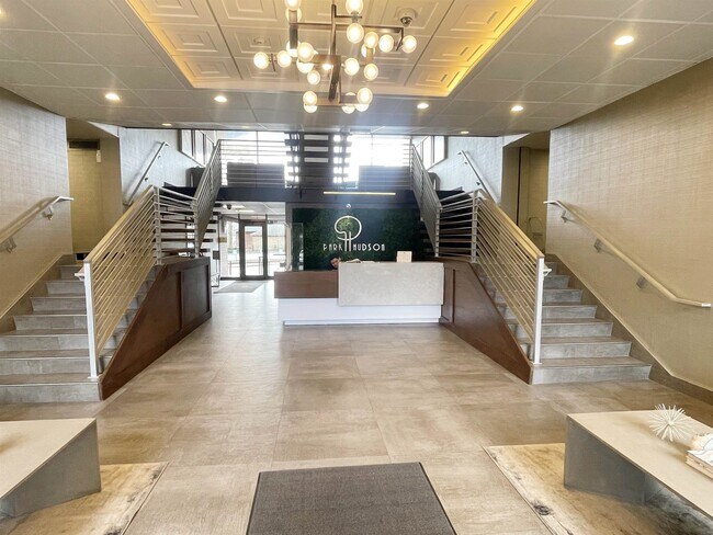 Foto del edificio - 9060 Palisade Ave