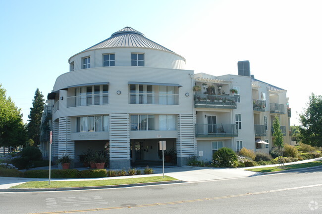 Building Photo - Craig Gardens Senior Housing