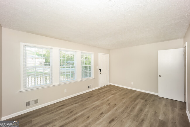 Building Photo - 7034 Felton Ln