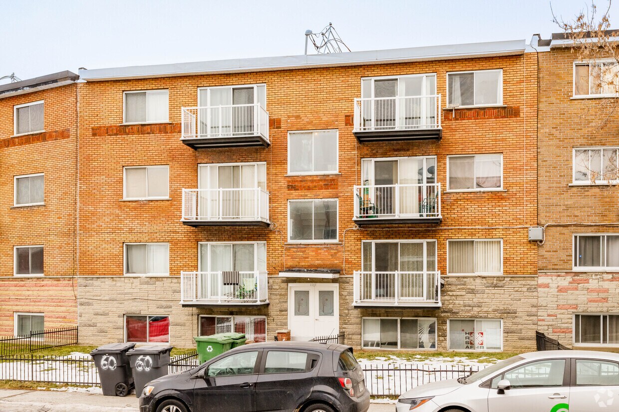 Building Photo - 2360 St Duff Court