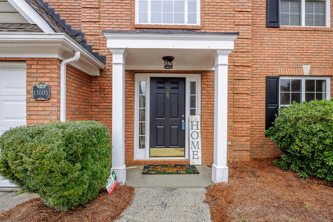 Foto del edificio - 13005 Crabapple Lake Dr