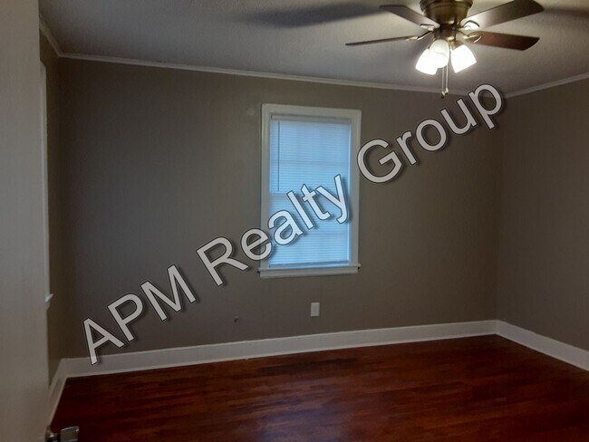 Foto del edificio - Renovated Home close to downtown and USC