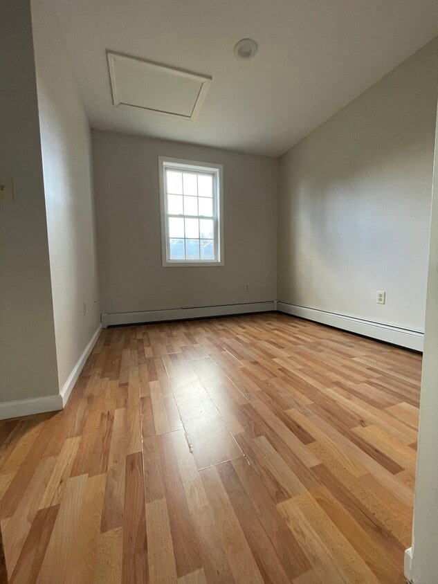 3411 Carman Rd, Schenectady, NY 12303 House Rental in Schenectady, NY