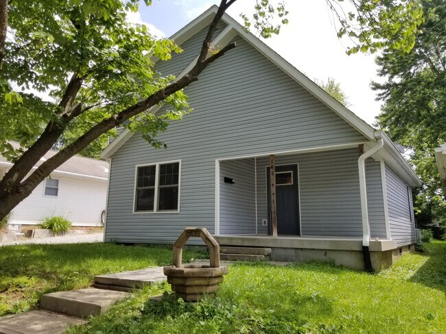 Building Photo - 1413 S Grant St