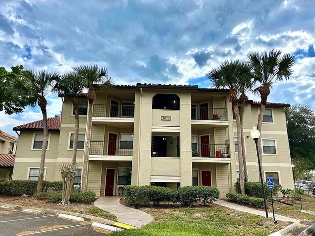 Building Photo - 2-Bed, 2-Bath Condo Near Celebration – Move-In Ready! **Application Special!**
