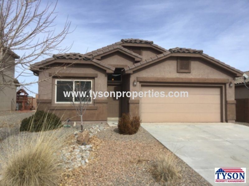 Foto principal - 3917 North Pole Loop NE