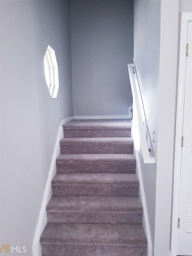 Building Photo - Open House on Saturday 3/9/2024 from 9:30-...