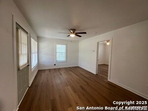 Foto del edificio - 673 Farm-To-Market Rd 78