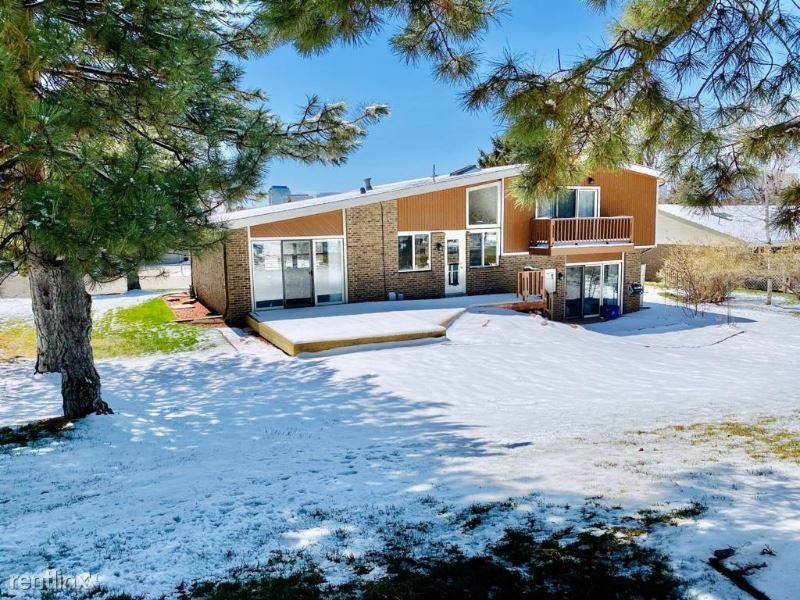 Foto del edificio - 4 br, 3 bath House - 9261 E Berry Avenue