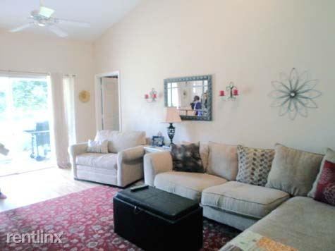 Building Photo - 3515 Wembley Way