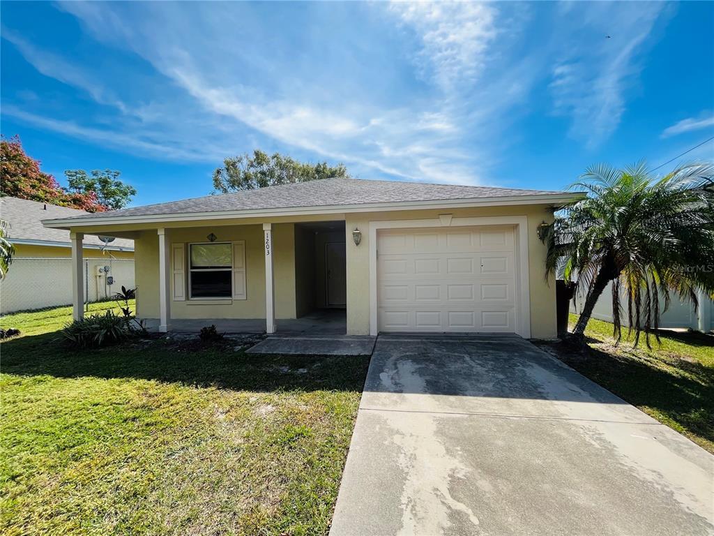 1203 NE 5th St, Mulberry, FL 33860 House Rental in Mulberry, FL
