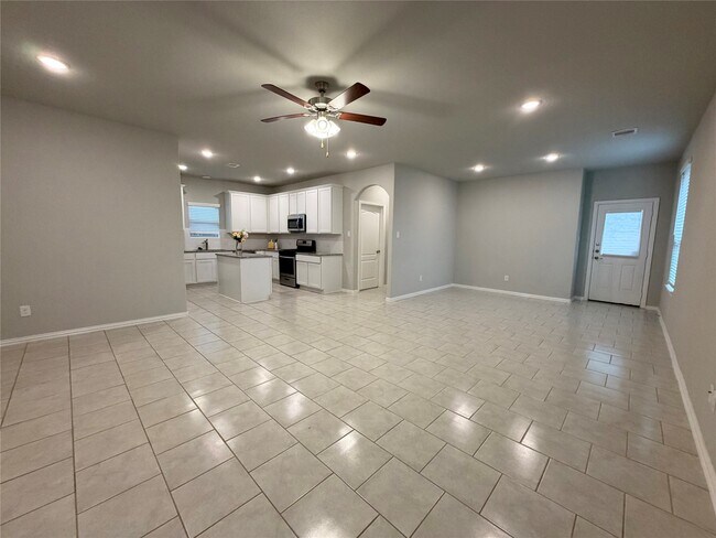 Building Photo - 31755 Wellington Pass