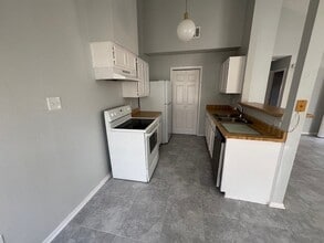 Building Photo - 5413 Diane Ct