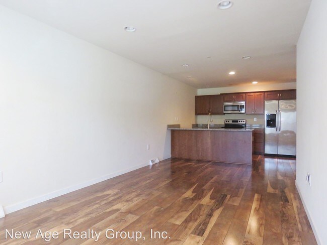 Building Photo - 130 S 46th St