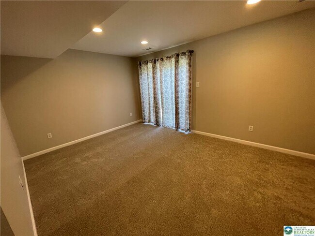 Foto del edificio - 7836 Red Hawk Ct