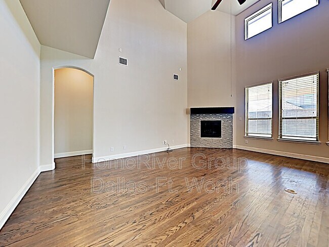 Foto del edificio - 4391 Argyle Ln