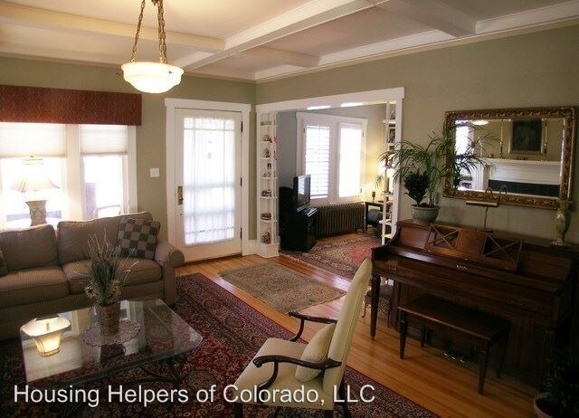 Foto del edificio - 4 br, 3.5 bath House - 704 Mapleton