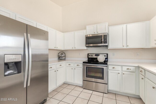 Foto del edificio - 5960 S Brittany Ln