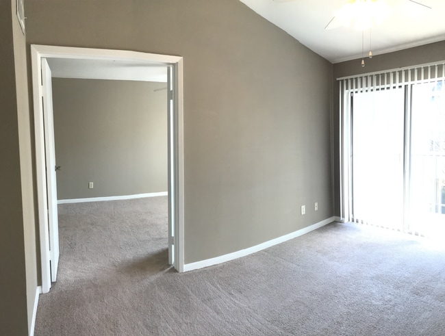 6C9D65F0-2A34-4558-96A7-CA5D05C12611.jpeg - Wilshire Park Apartments