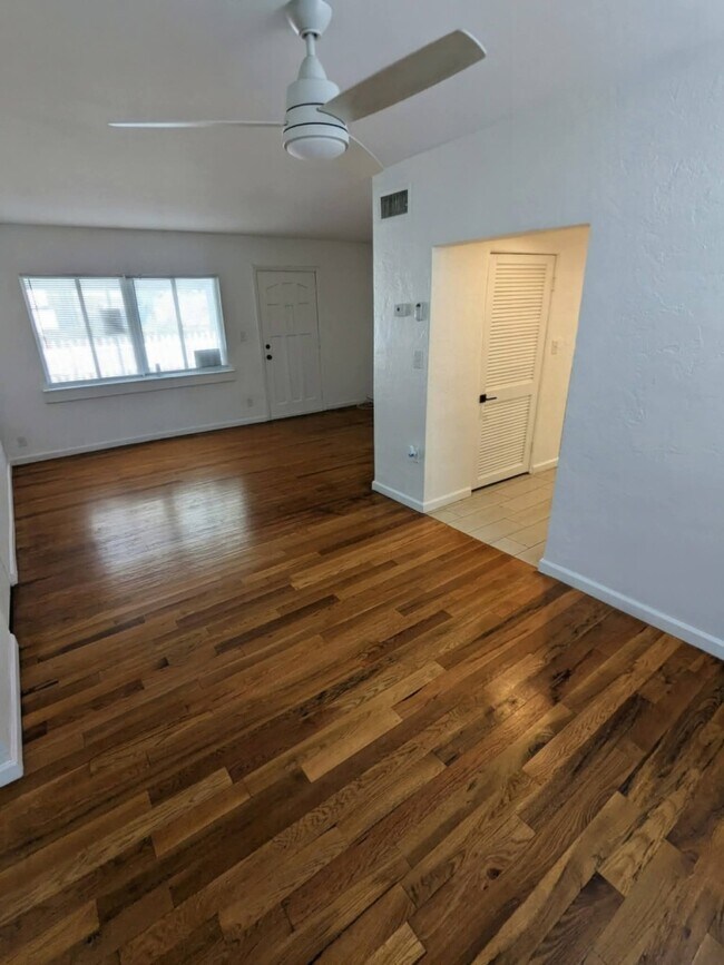 Foto del edificio - 209 10th St