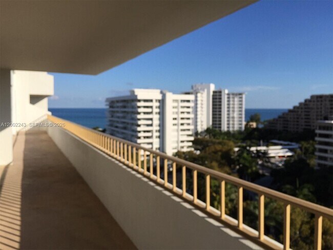 Foto del edificio - 155 Ocean Ln Dr