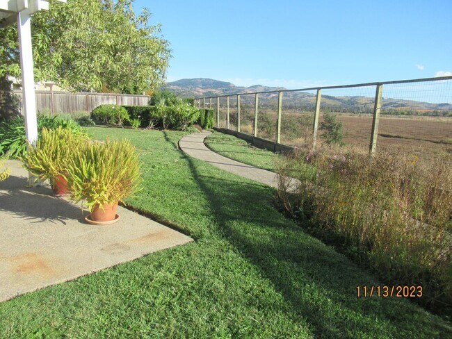 Foto del edificio - Napa Valley Yacht Club Living