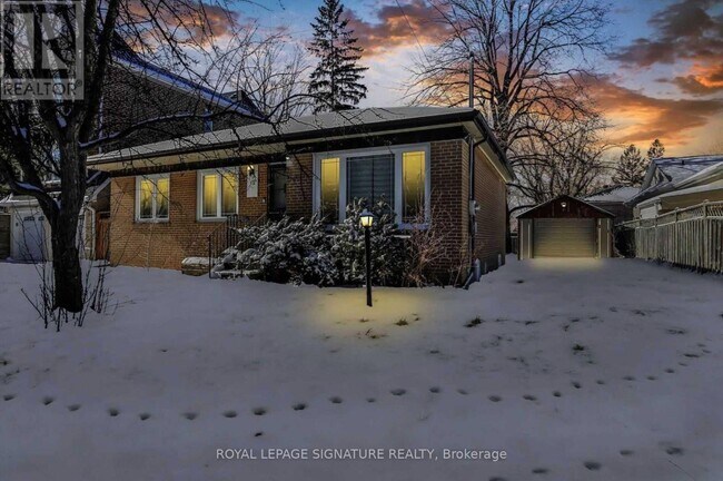 Photo du bâtiment - 12 Beaverton Rd N
