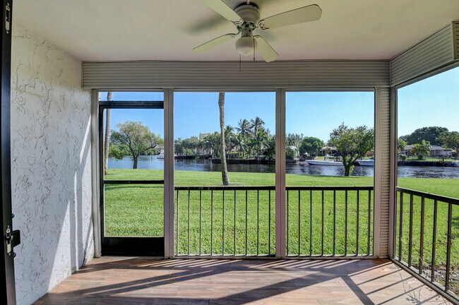 Building Photo - 13 Royal Palm Way