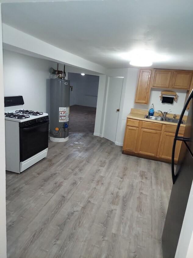 1225 S 49th Ct Unit Basement, Cicero, IL 60804 Apartments in Cicero, IL