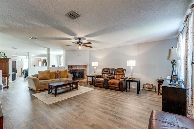 Building Photo - 1708 Pebble Brook Way