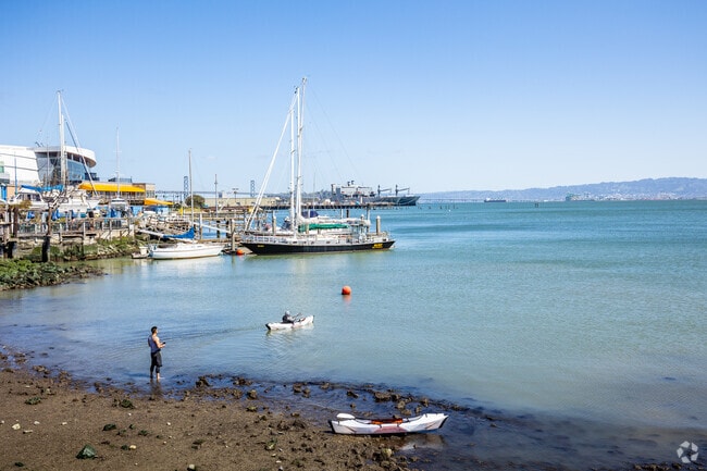 Crane Cove Park is a perfect place for Dogpatch residents to launch kayaks.
