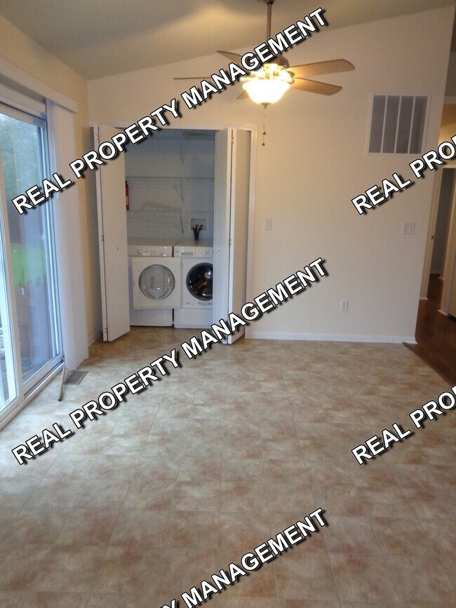 Foto del edificio - Well Cared for 3 Bedroom Ranch
