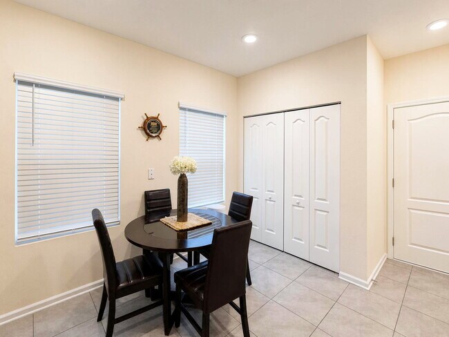 Building Photo - Tucked Away Townhome Retreat
