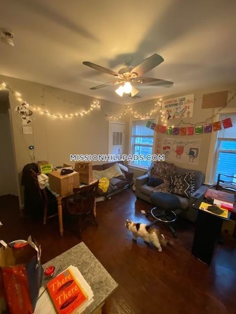 Foto del edificio - 177 Hillside St