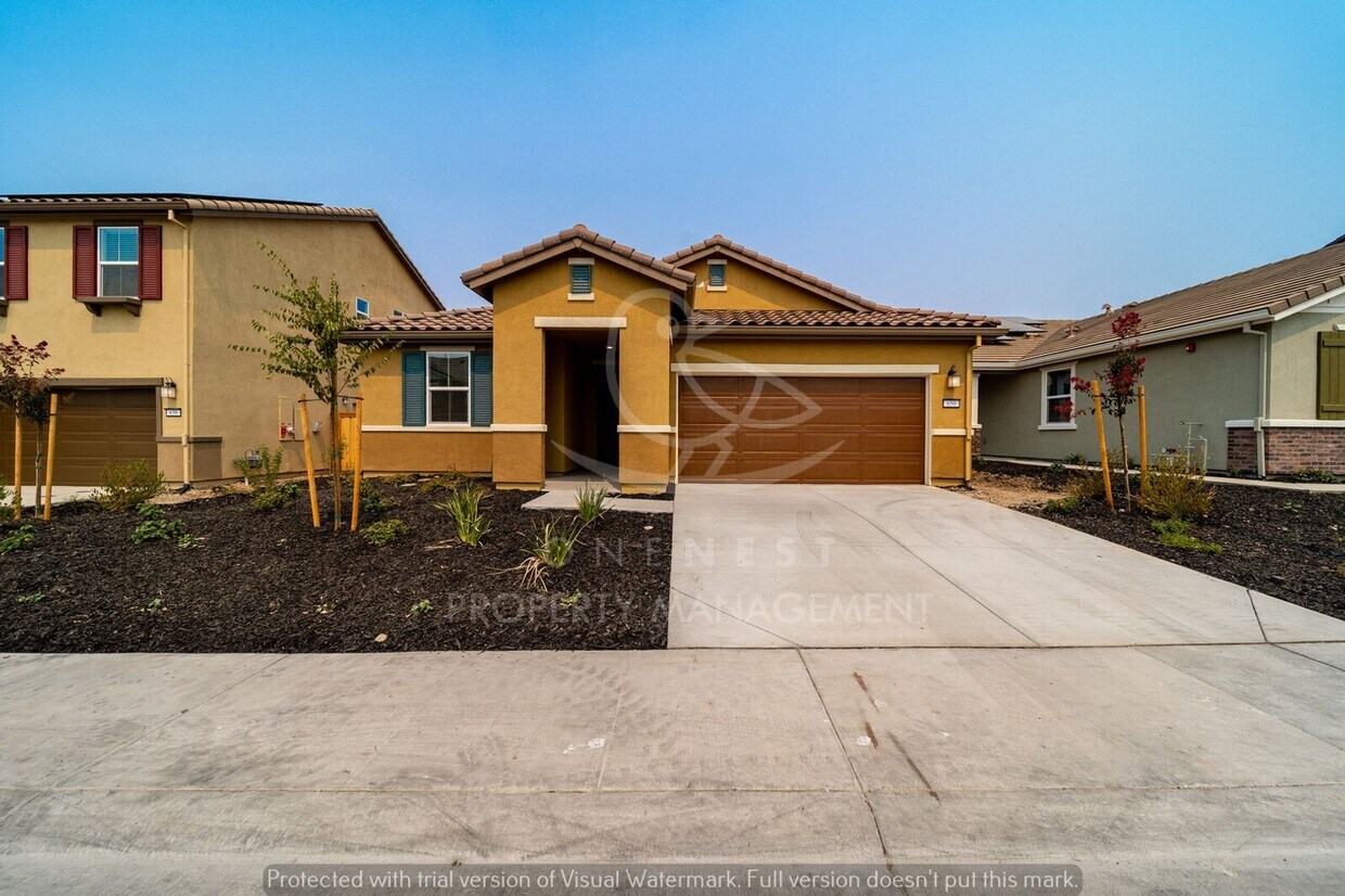 Primary Photo - Gorgeous 3 Bedroom, 2 Bath Home In Twelve Bridges