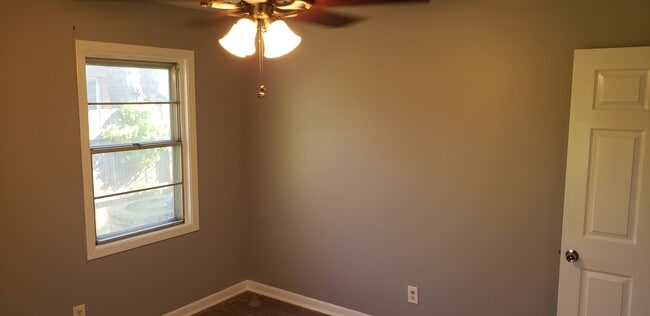 Cama #1 - 4108 Parkway Dr