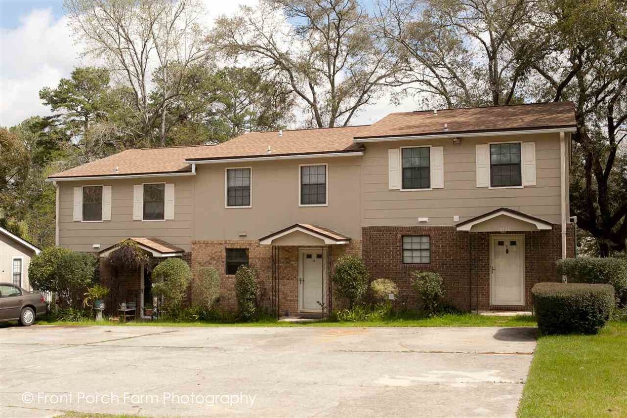 Foto principal - 3756 Donovan Dr