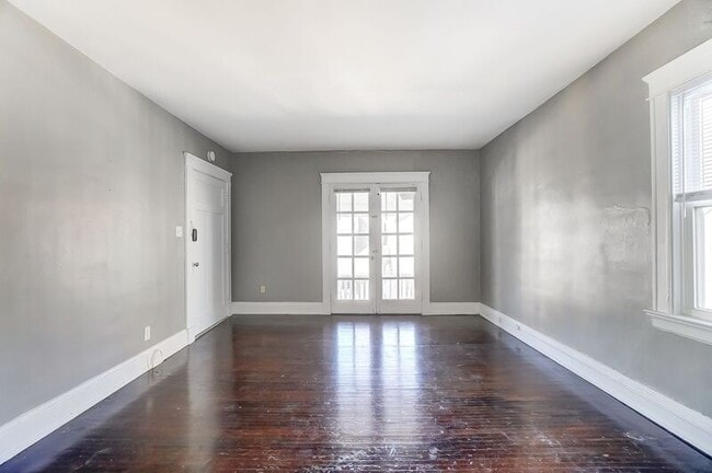 Building Photo - 3636 Besuden Ct