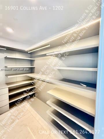 Building Photo - 16901 Collins Ave