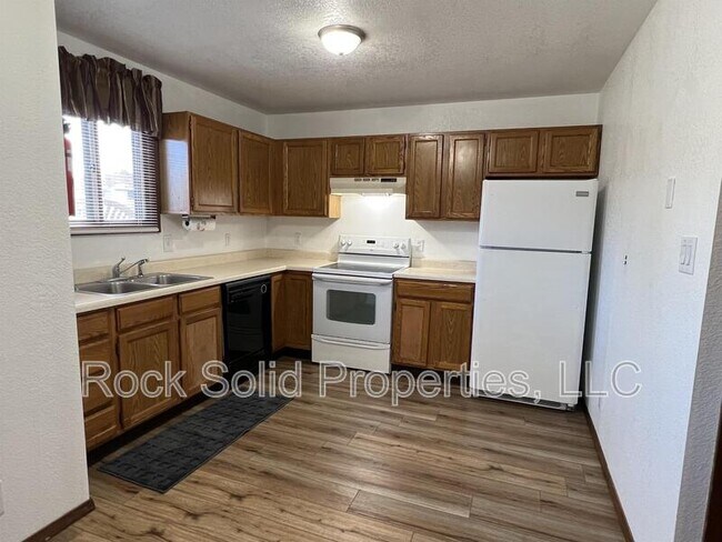 Foto del edificio - 3305 Frontier St