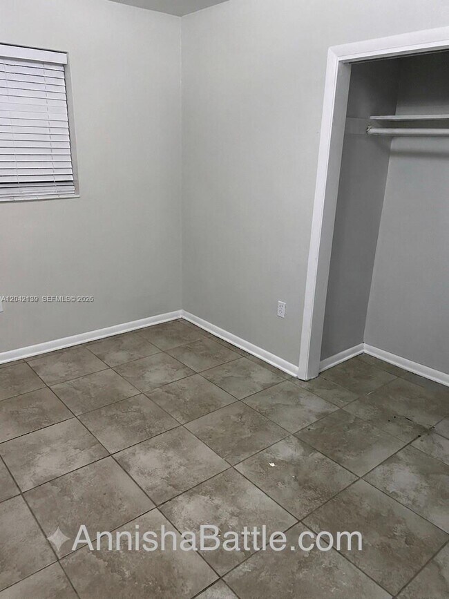 Foto del edificio - 2901 NW 50th St