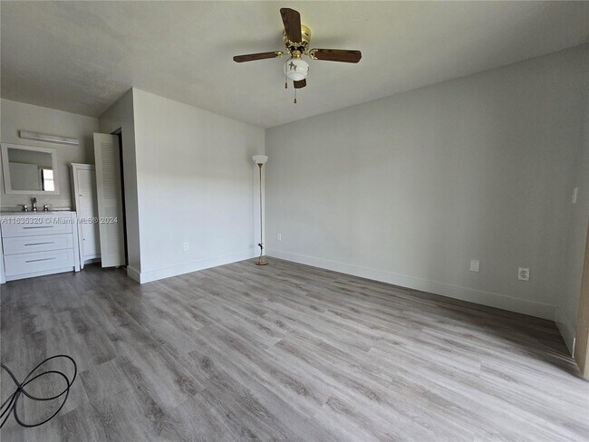 Building Photo - 14919 SW 104th St