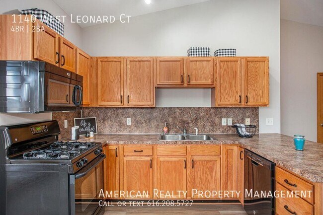 Foto del edificio - 1140 W Leonard Ct