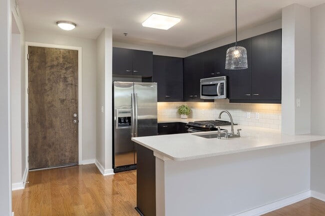 Photo - 200 Manufacturers Rd Apartment