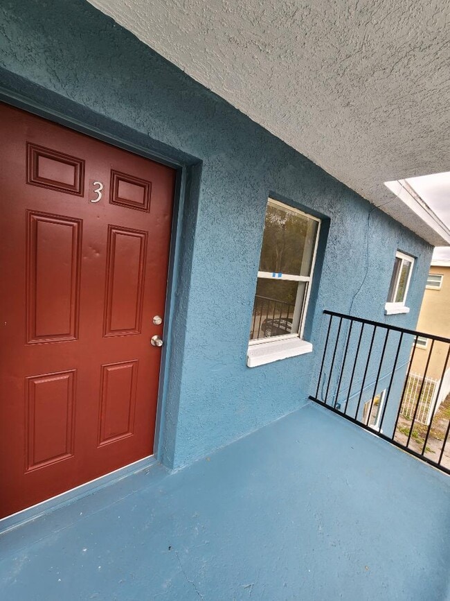 Photo - 1757 Russell St S Apartment
