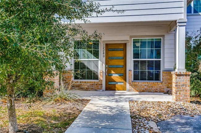 Foto del edificio - 12280 Mulligan Glen Ct