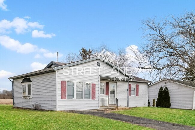Building Photo - REDUCED!