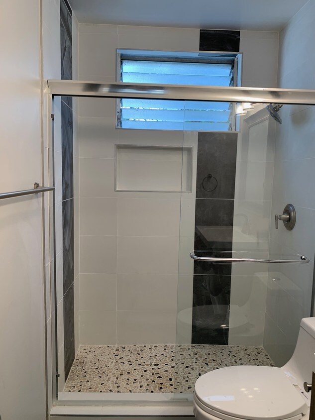 Newly remodeled bathroom - 11939 Kiowa Ave