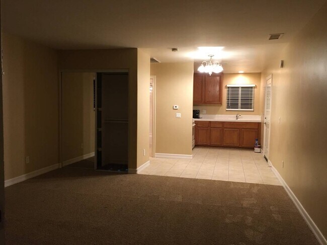 Interior Layout - 714 Sylvis Way