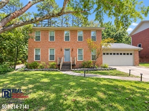 Building Photo - 711 Shea Dr